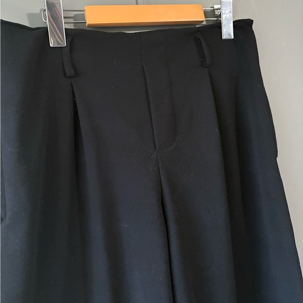Ardene size Large, sleek black straight leg trousers, business casual - Picture 4 of 7